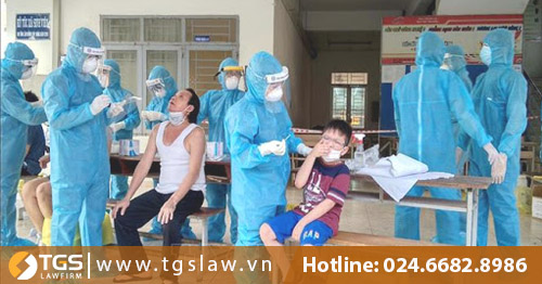 Nhận định về việc thu tiền xét nghiệm Covid tự nguyện tại Thái Bình, Quảng Ninh